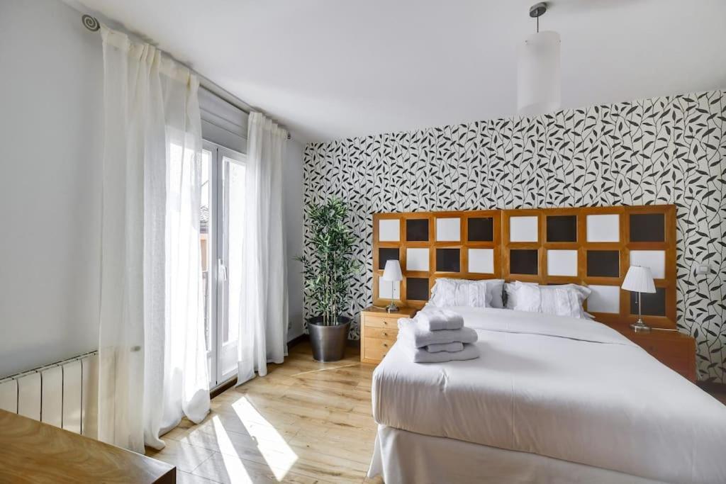 Big Stylish And Modern Apartment In Madrid Centre Exteriér fotografie