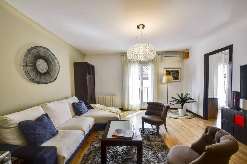 Big Stylish And Modern Apartment In Madrid Centre Exteriér fotografie