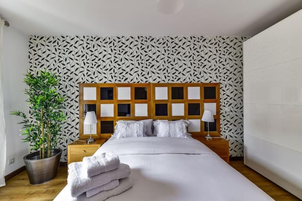 Big Stylish And Modern Apartment In Madrid Centre Exteriér fotografie